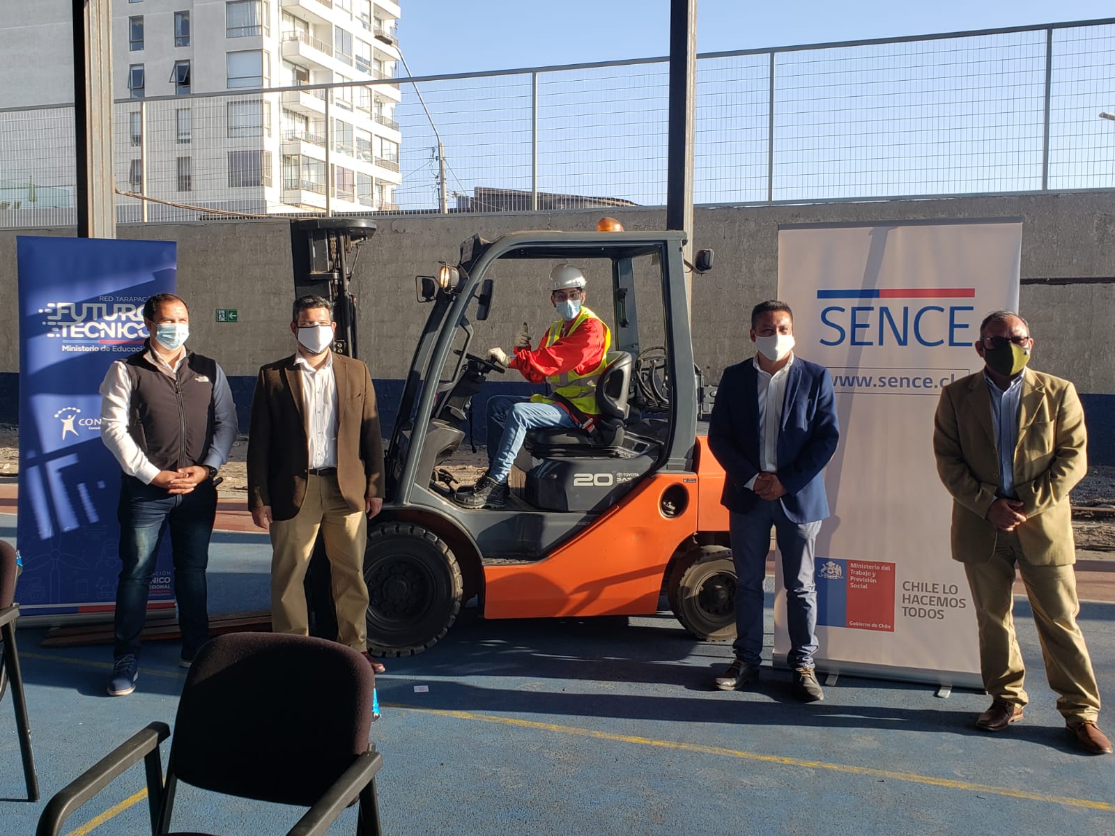 Programa Red Futuro Técnico Macrozona Norte, liderado por Conexium, visitó cursos presenciales en Iquique