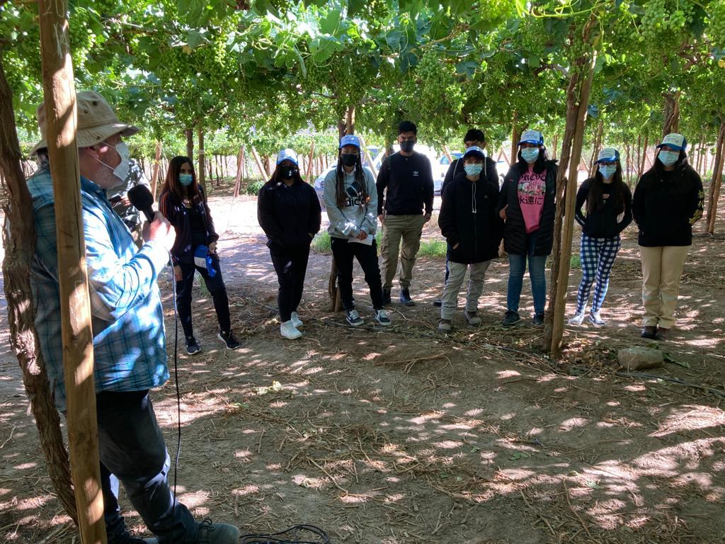 Estudiantes de agropecuaria conocen tecnologías en predios de Atacama con Futuro Técnico y Conexium